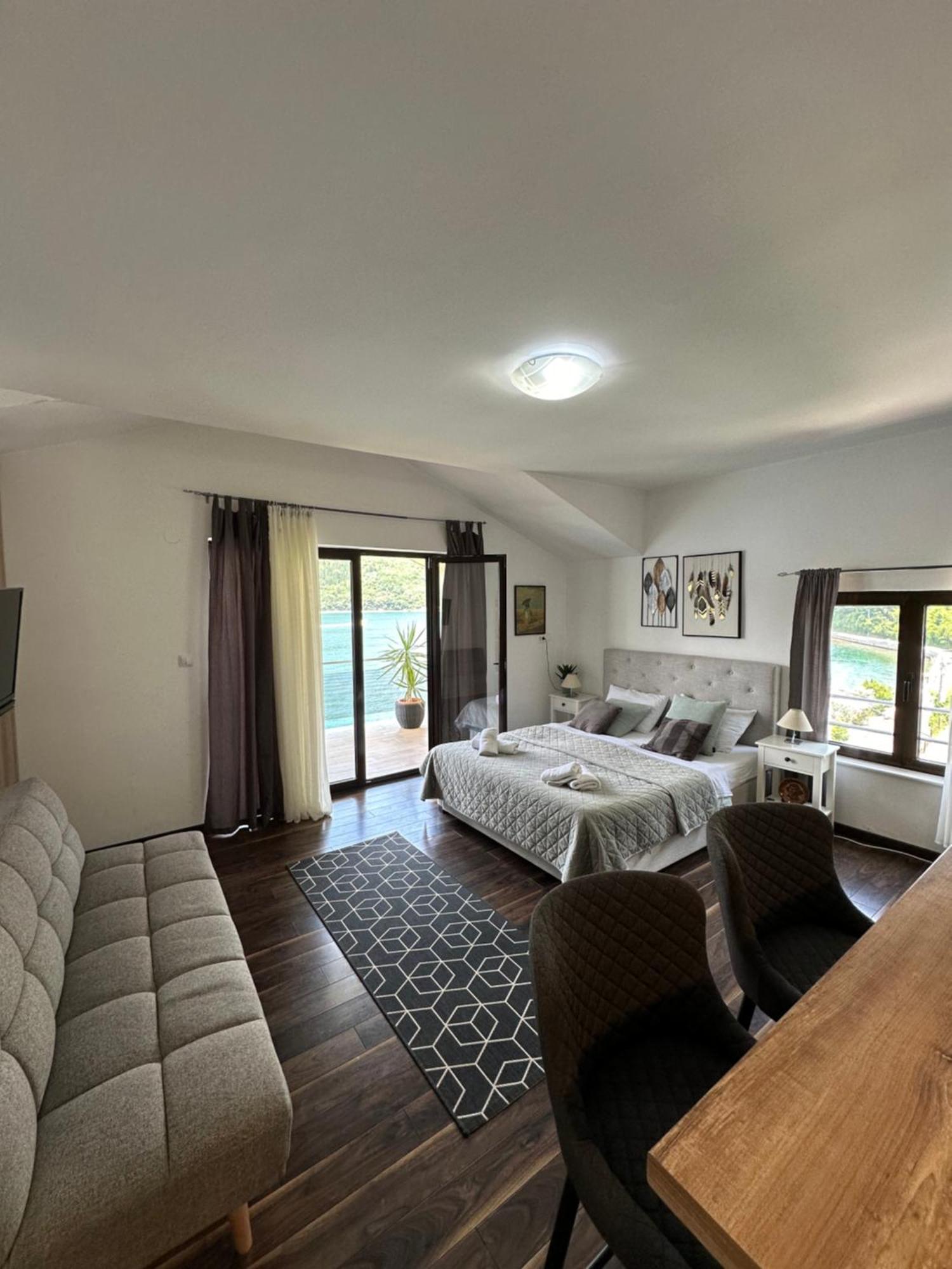Apartments Maxhit Tivat Exterior photo